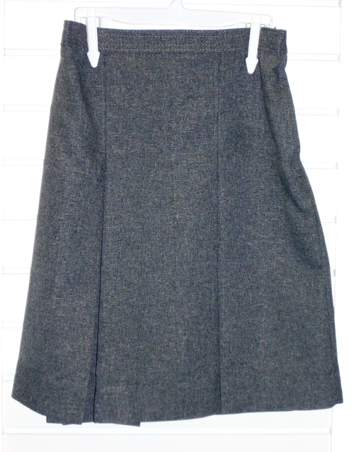 Two Kick Pleat Skirt
Gray